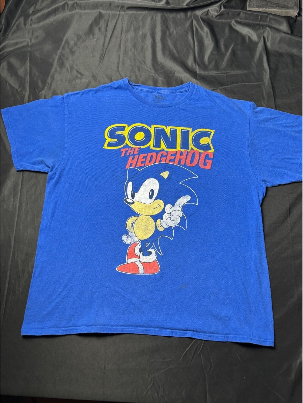 Vintage Sonic the Hedgehog Blue Graphic T-Shirt